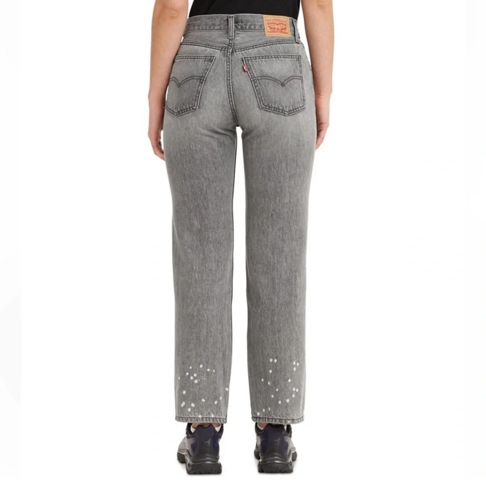 Levi | Low Pro Jeans (Grey) - Picture 3 of 10